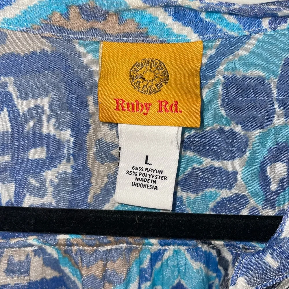 Ruby Rd. Blue & Gray Geometric Button-Down Blouse - Picture 2 of 3